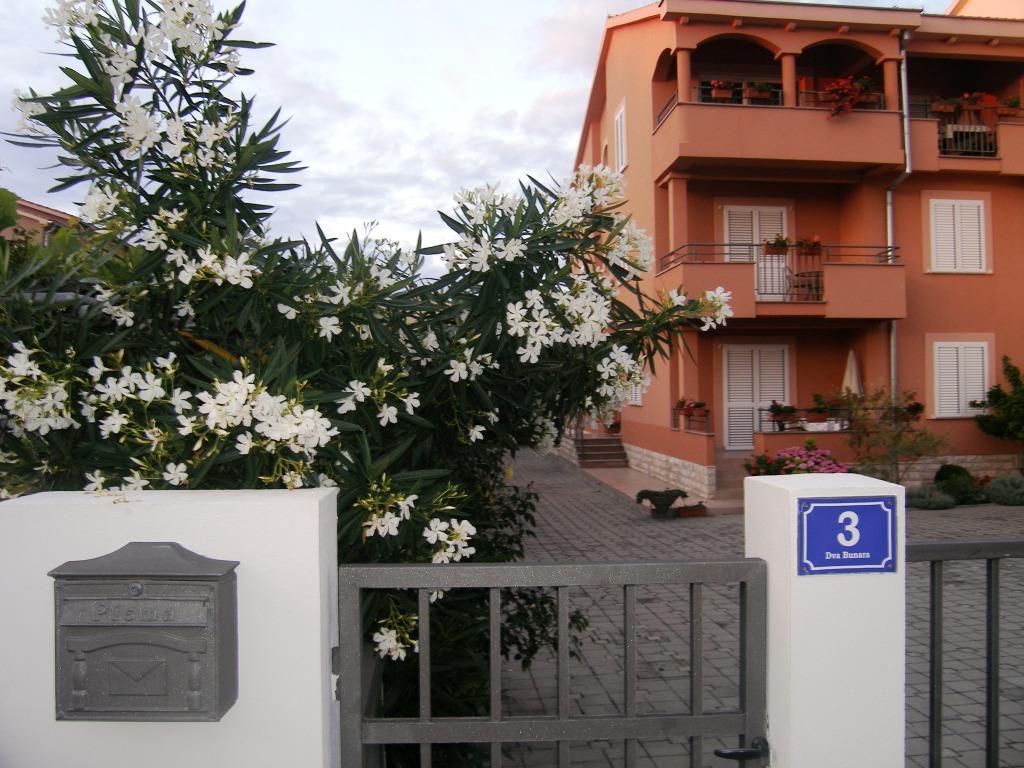 Apartments Juran Sukošan Esterno foto